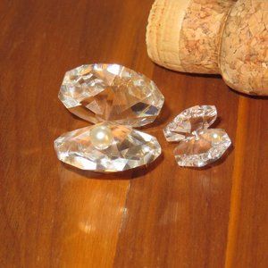 Crystal shell clams with pearls. Set of 2 ornaments collectibles